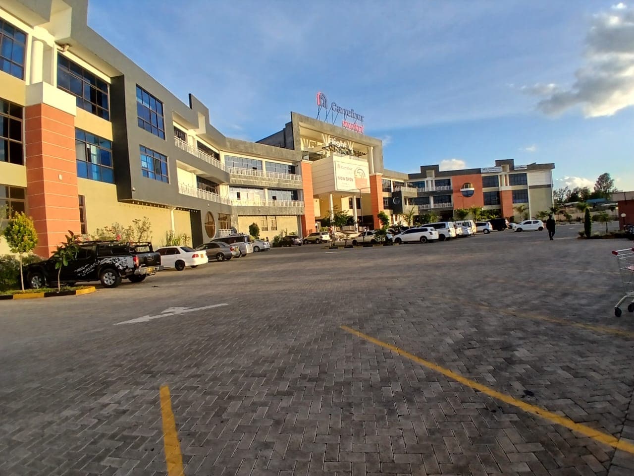 Active Installation Hub